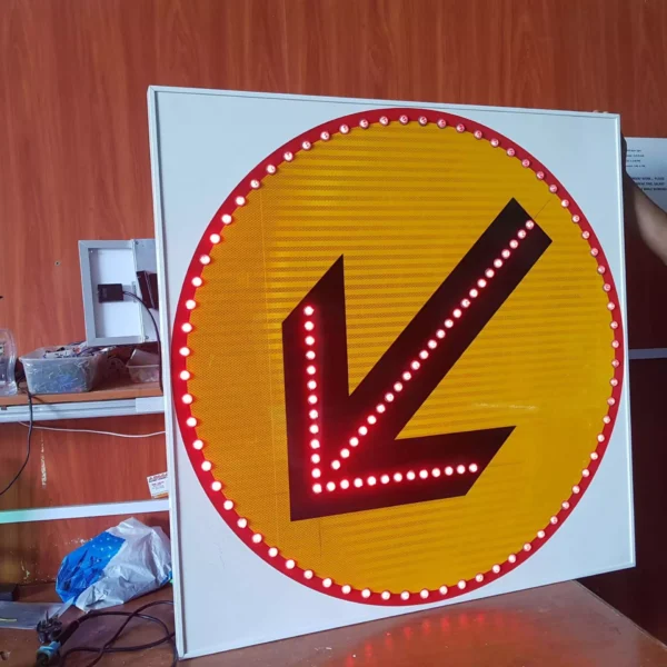 Traffic Arrow Signs