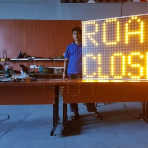 Traffic LED Sign Board Traffic LED Sign Board